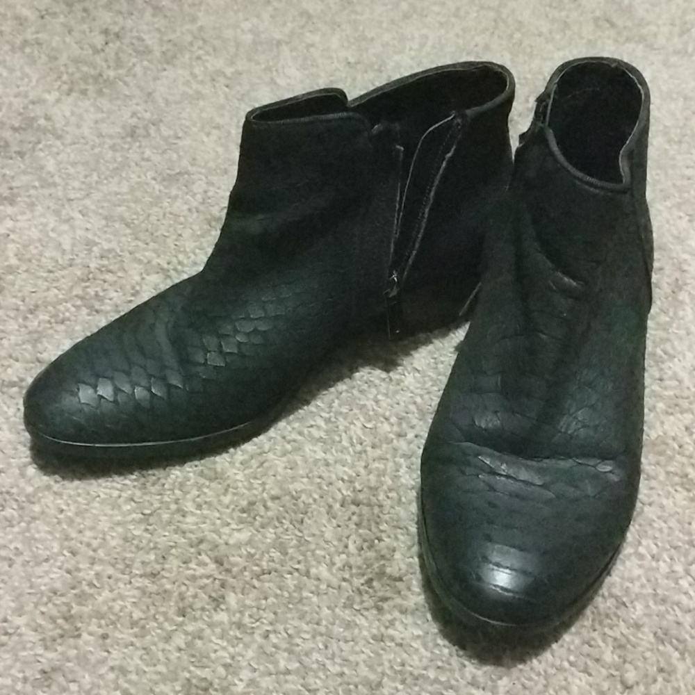 Sam Edelman Petty Snakeskin Leather Booties